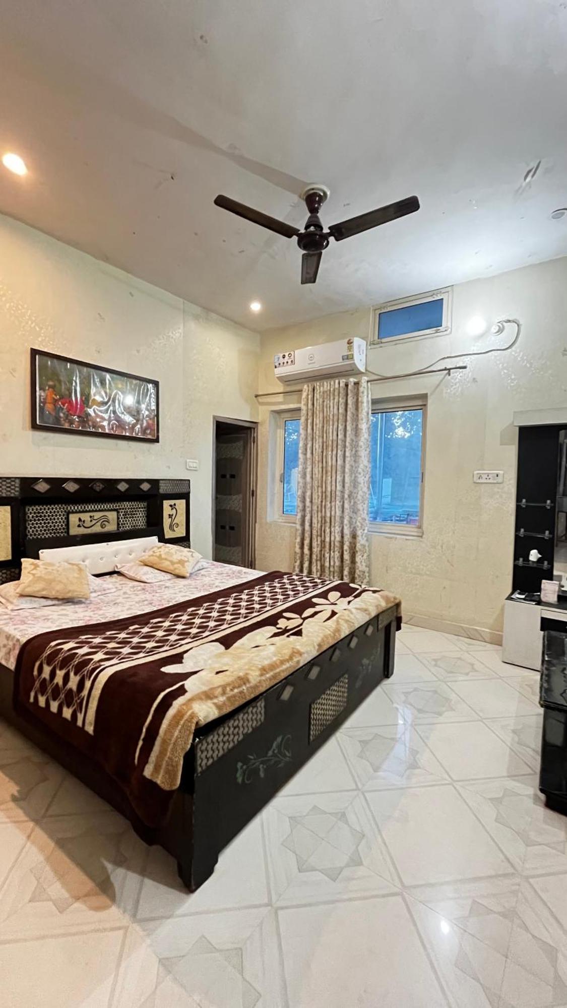 Hotel Sunset Orchha Luaran gambar